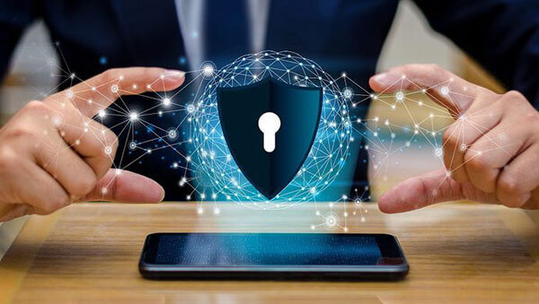 因为这个世界本身就tmd让人害怕